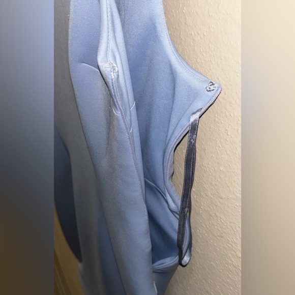 T TAHARI SPRING FORMAL DRESS - Picture 4 of 10